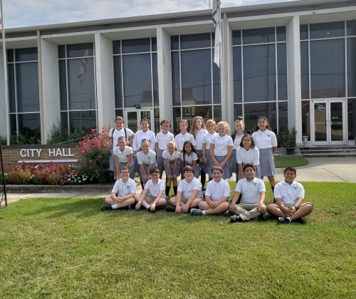 Sacred Heart Elementary's 6th Grade Class